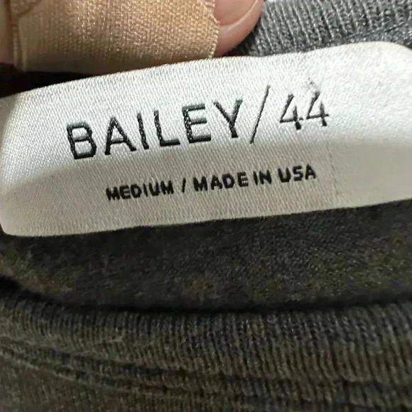 BAILEY 44 Silk and Wool Blend Sweater Top Size M EUC - Picture 2 of 4